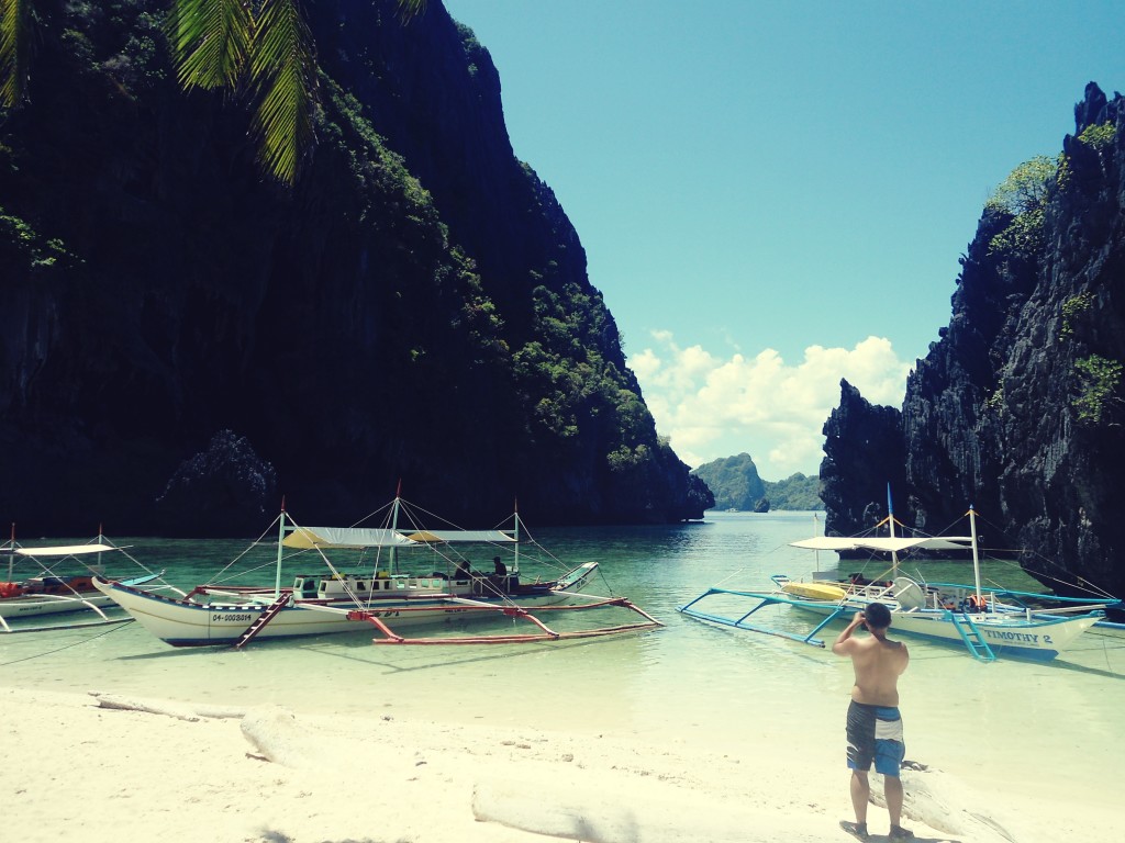 EL NIDO ISLAND HOPPING