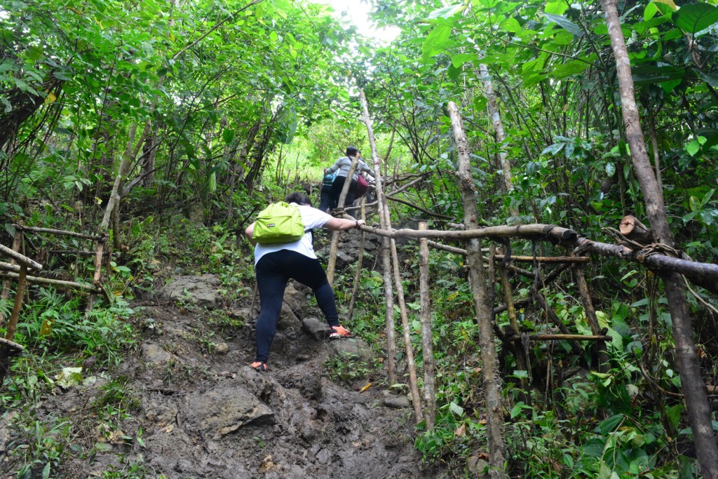 Mt. Daraitan Traverse to Tinipak River