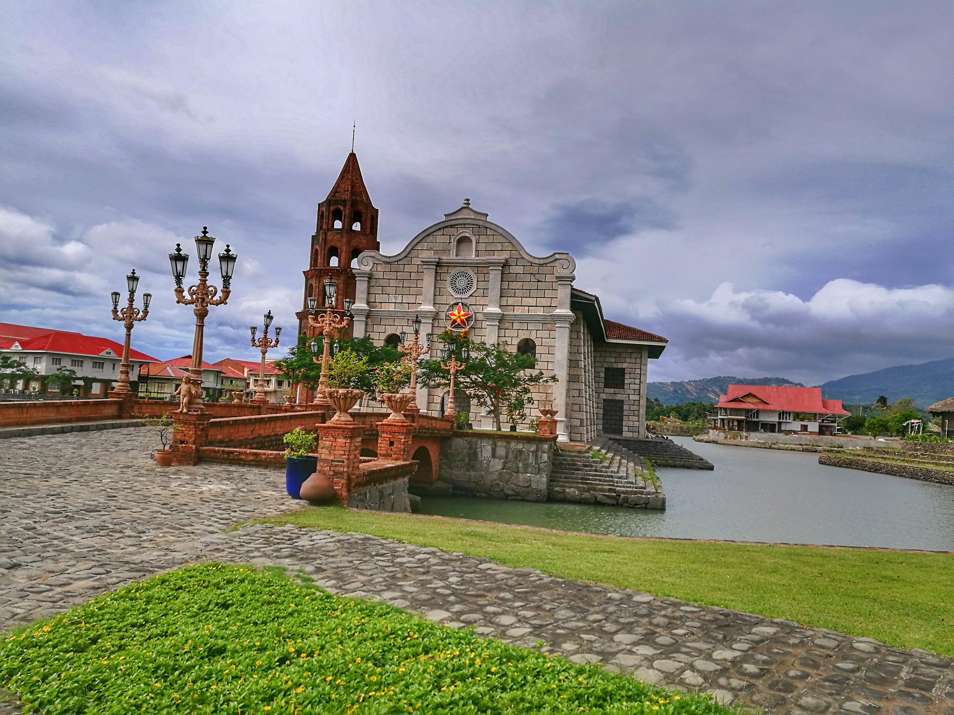 acuzar bataan day tour