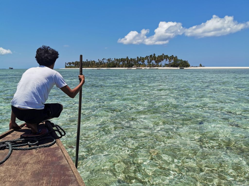 PANAMPANGAN ISLAND: Travel Guide, Budget & Useful Tips