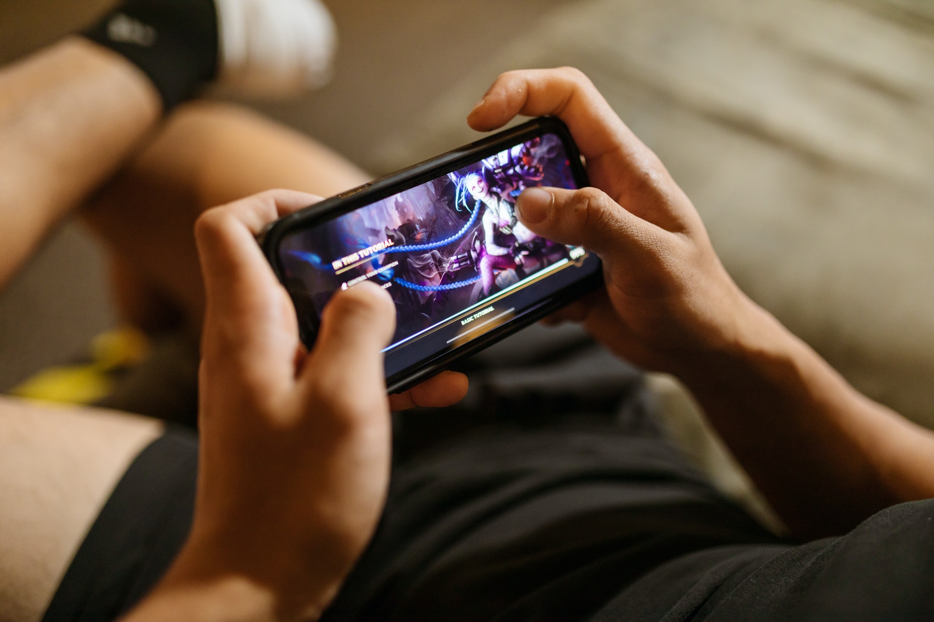 Why do we love playing online mobile games so much?