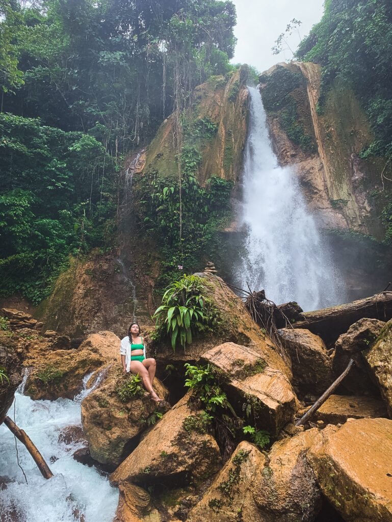 Mabuyong Falls