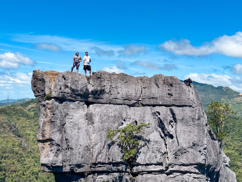 Nagpatong Rock